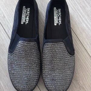 New Sketchers Dancer Slip On Sneakers, 10